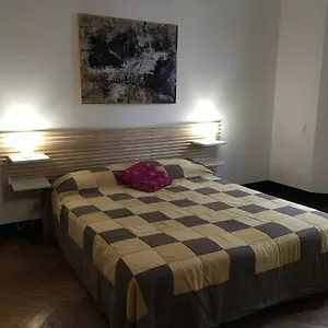 21 Bed & Breakfast